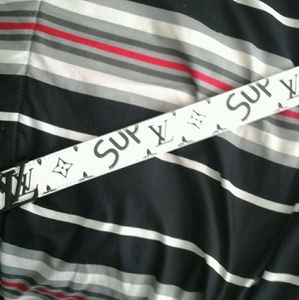 Meet your Posher, Leticia